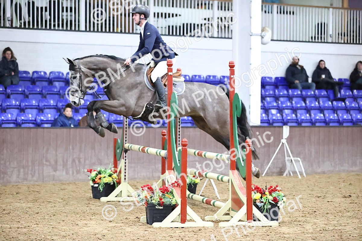 SBM_2366 - Class 8 - Nupafeed Supplements Senior Discovery/ 1m Open