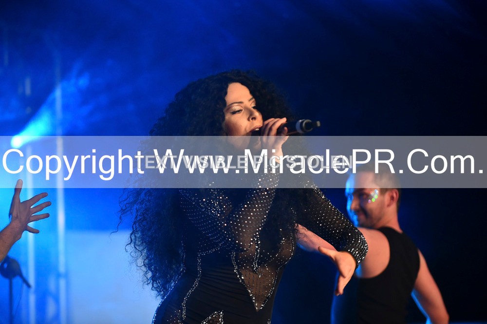 SH4_6100 - The Cher Experience