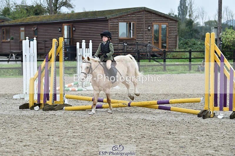 230917-094300-00285 - Cls 01 40cm LR Assisted & unassisted