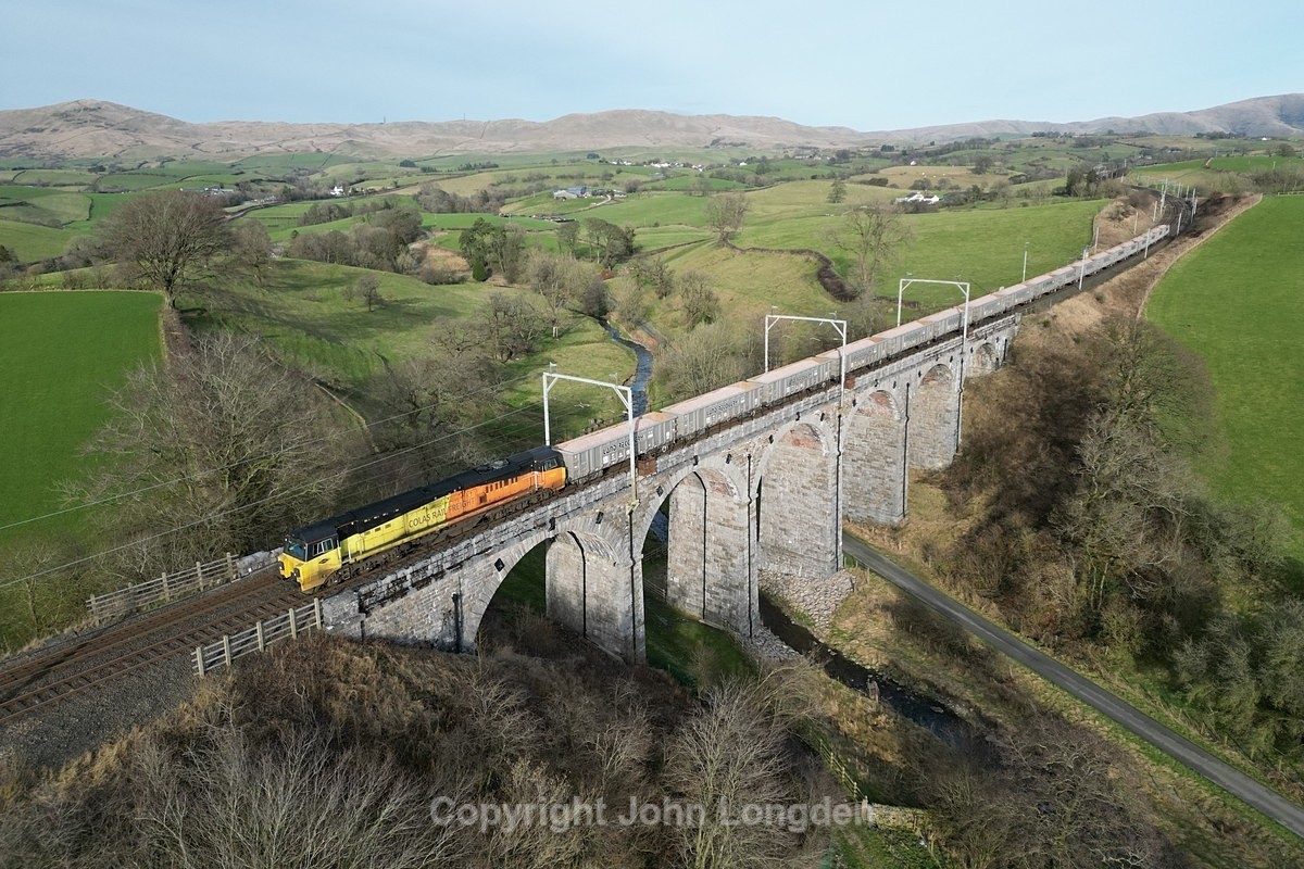 JL - 23.2.23 70814 6M38 Ravenstruther - Longport, Docker Viaduct - West Coast Main Line (north to south)