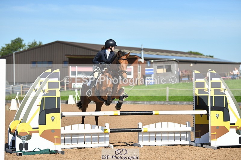 230903A-102745-03707 - Cls 12 95cm Amateur Quali