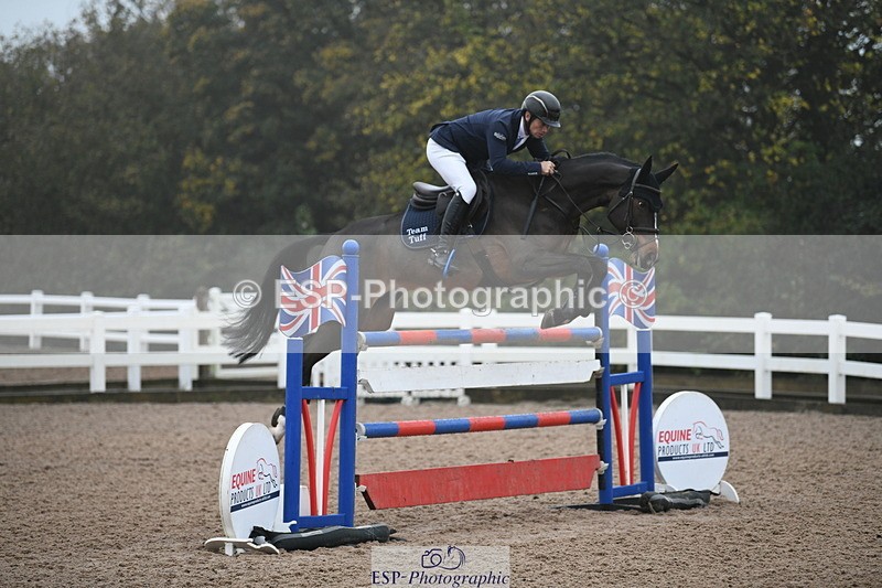 241103A-144318-08633 - SUN Cls 23 National 1.30 and 1.40m