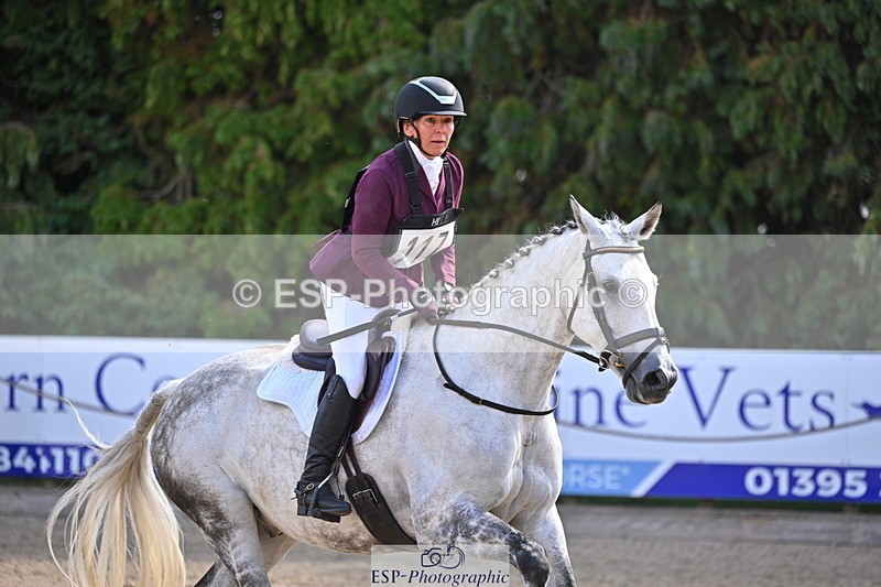 250802A-104039-00666 - C-117-Jacqueline.Cole-MIDNIGHT.MOON.DANCER