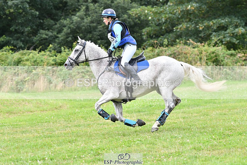 240804-112712-11783 - 363-Sarah_Kula-Przezwanski-RIVERSDALE_BEAUS_LAD