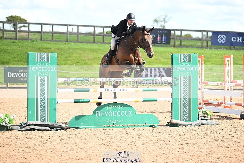 240913A-124805-04427 - Cls 15 Snr Foxhunter