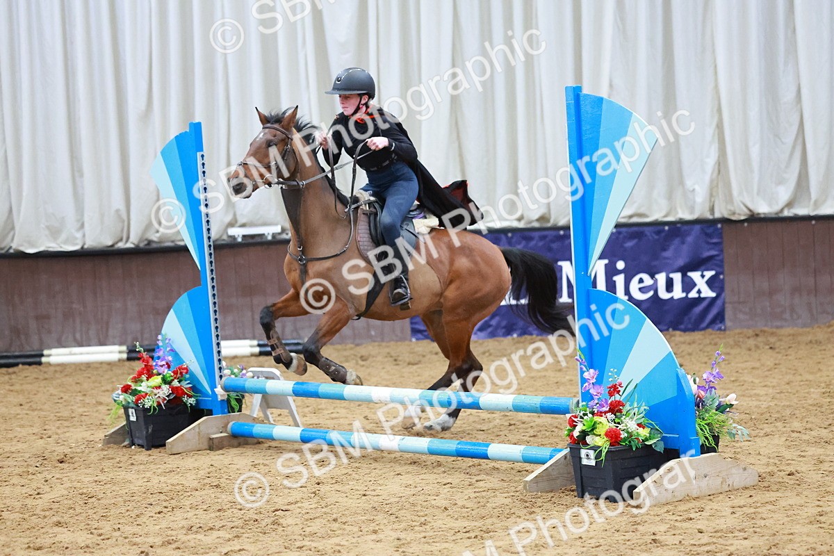 SBM_001774 - Class 3 - Horse & Hound (60cm)