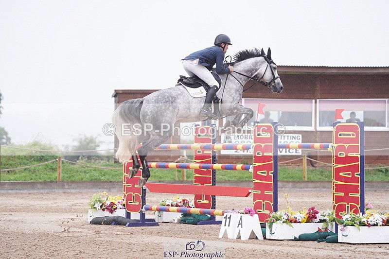 240720A-112450-14302 - Cls 3, 3 Star Small Tour 1.40m