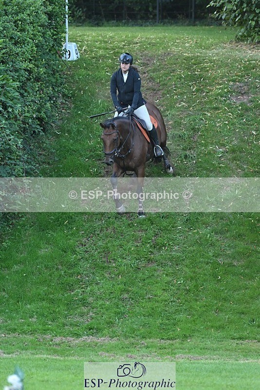 230909-182230-08071 - Cls 14 Snr 1m Derby