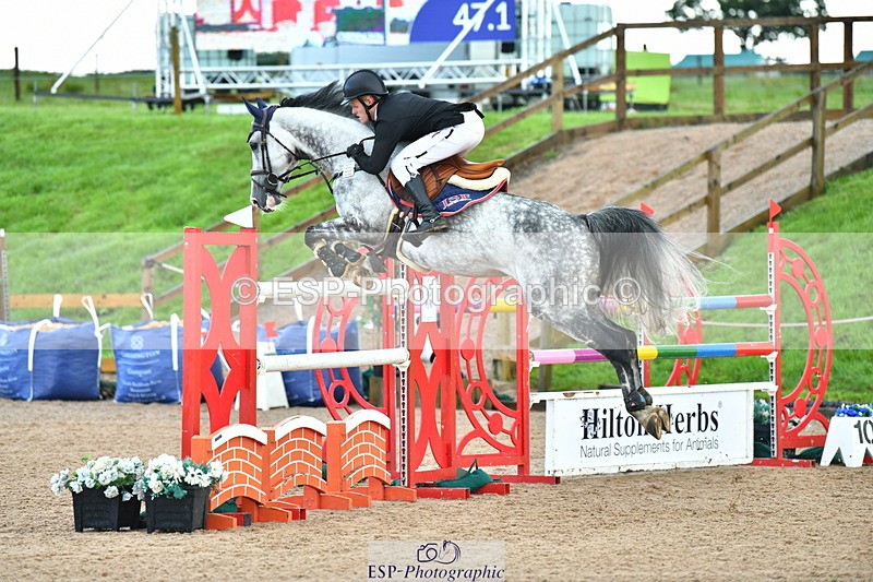 230723A-095043-10677 - Cls 4, 2 Star Small 1.30m