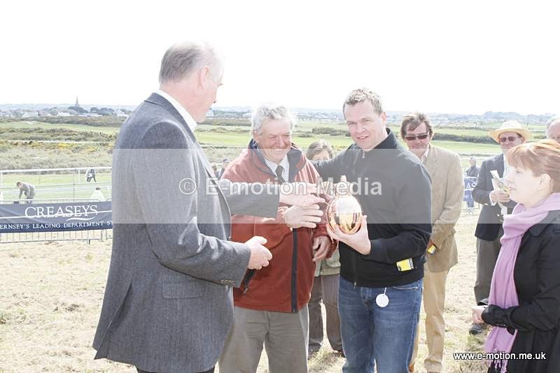  GRD 030510 273 - Guernsey Race Day 03/05/10