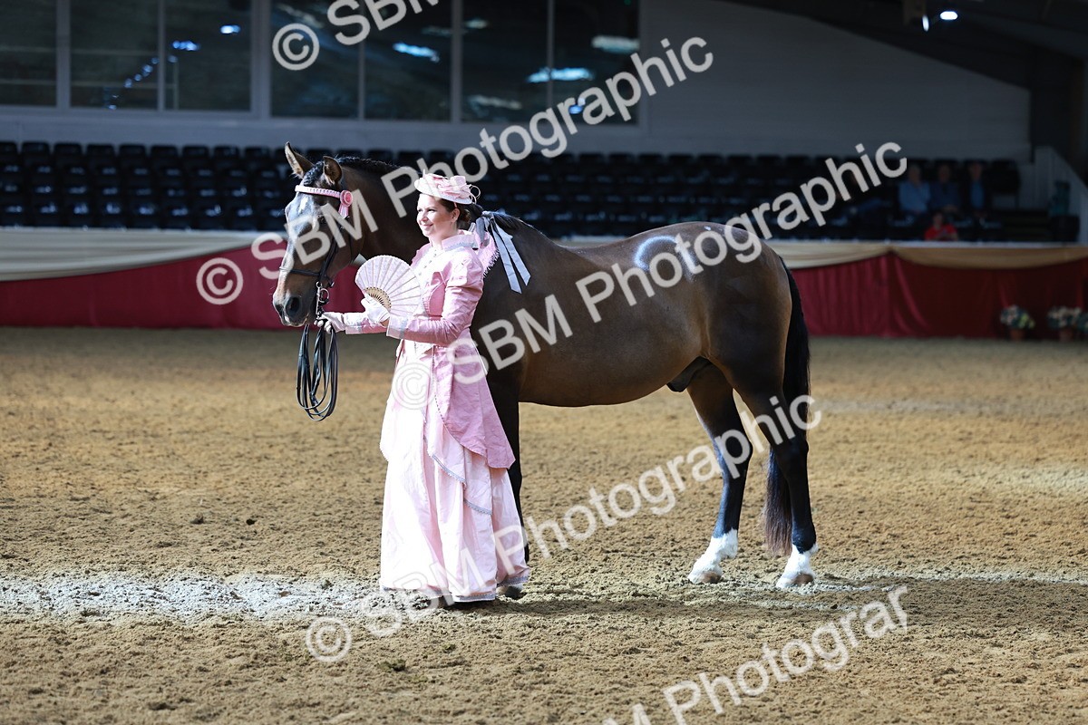 SBM_12085 - Class 103 - IH Costume