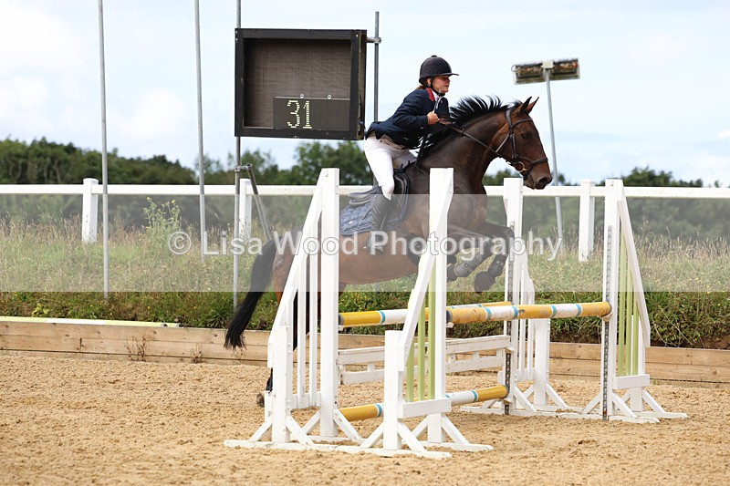 3E7A0162 - Class 9: Senior British Novice/90cm open