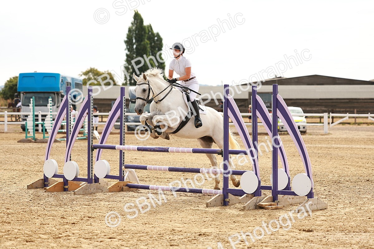 SBM_002137 - Class 9 - Senior British Novice - 90cm