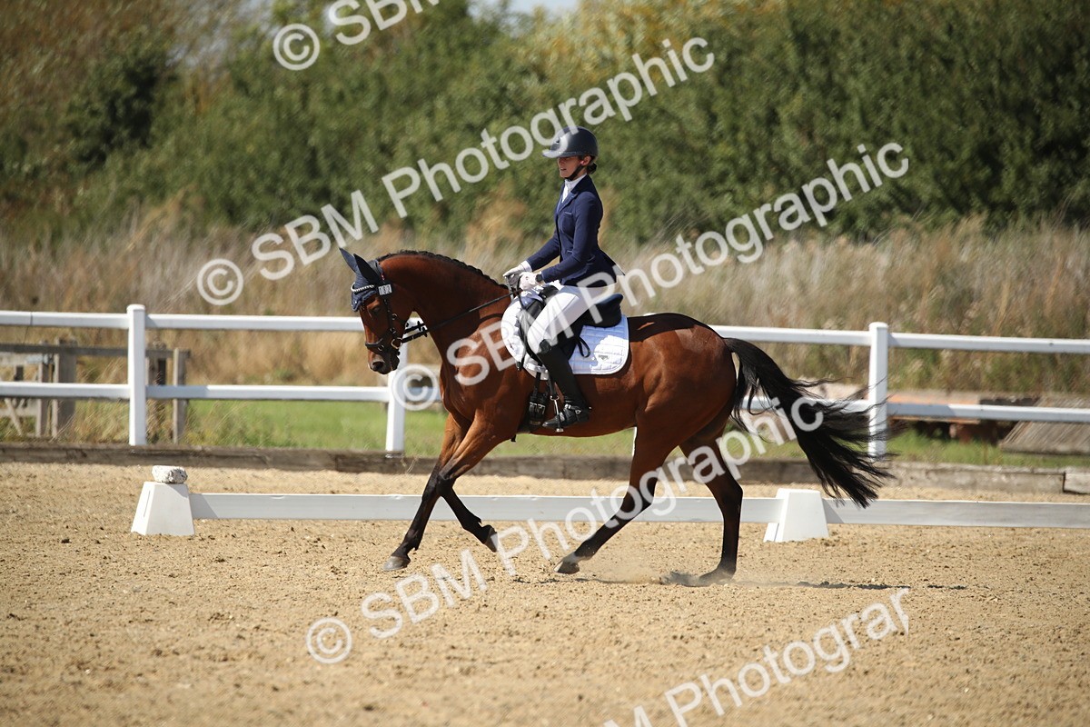 SBM_005768 - Class 11 - Novice 5 - 13.19-14.22