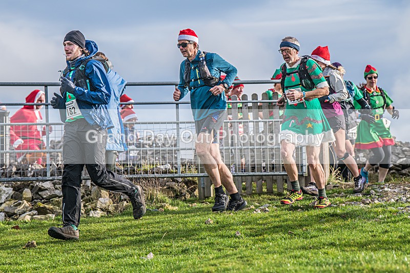 Litton-203 - Litton Christmas Cracker Fell Race (Limestone Series) Sunday 14th December 2025