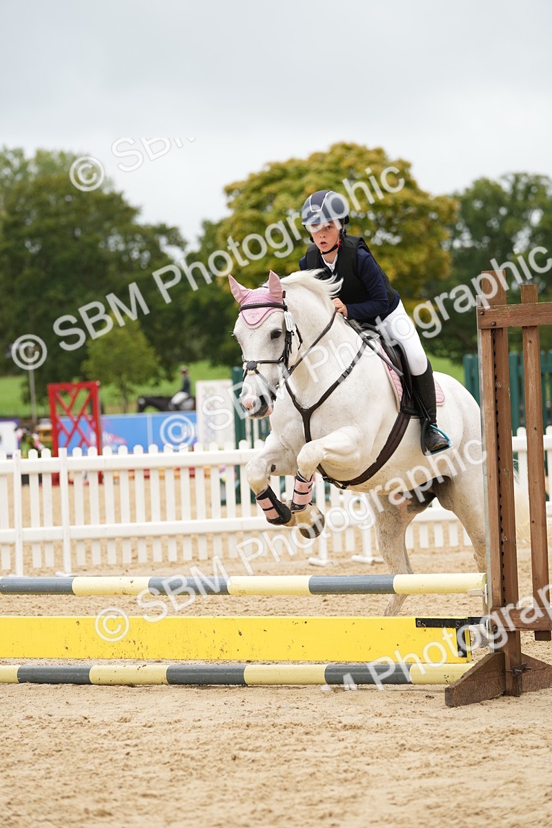SBM_32526_J5 Junior Pony 50cm Championship - Paula Gray