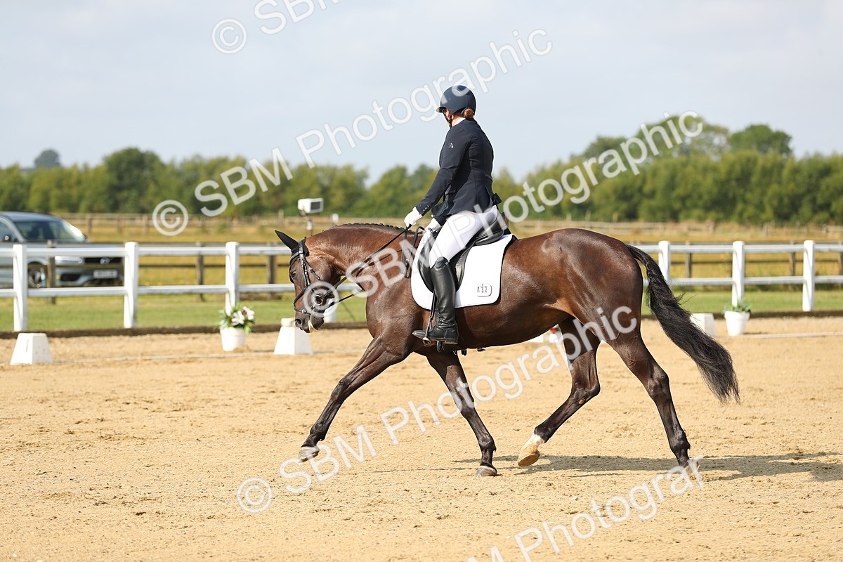 SBM_015575 - Class 13 - Novice 23 - 9.54-11.04