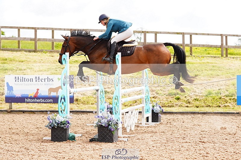 240526A-105056-07657 - Cls 26 Chard Equ 1.05m and 1.10m Grand Prix