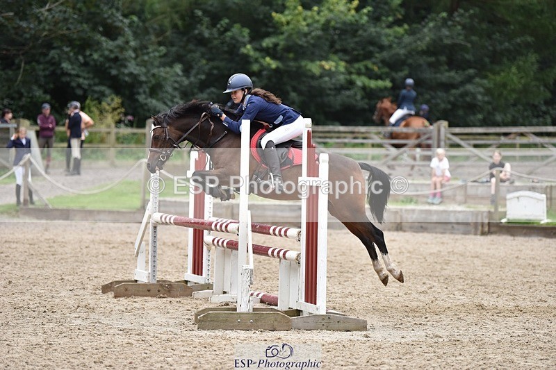 240802-113038-02709 - 90cm Round 1