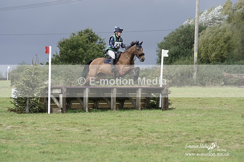  WWHT 031021 3330 - Intermediate (0.90m)  03/10/21