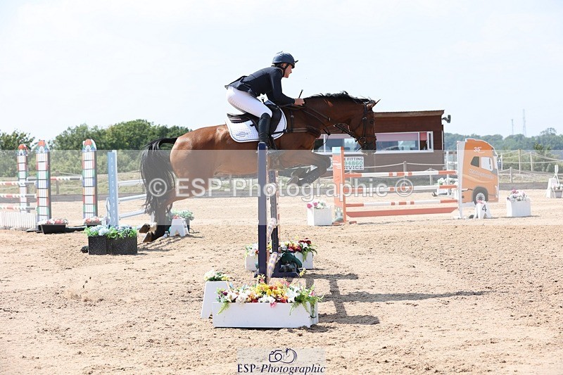250725-143221-03340 - Cls 3 Snr Foxhunter