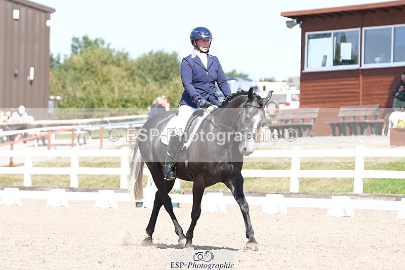 250817-143617-11003 - 206-Mel.NorthwoodBarnridge.Flying.Solo