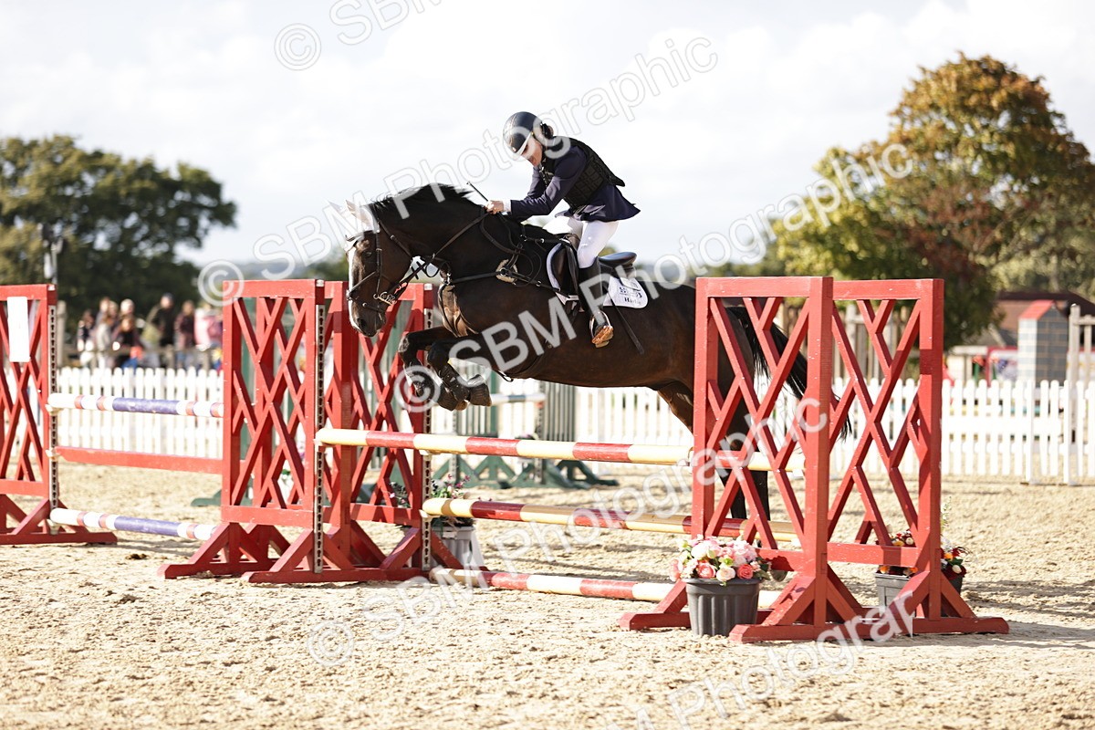 SBM_28589_J46 - Accumulator 80 90cm - David Walker