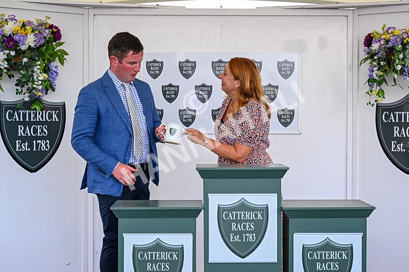 040826-Race 3-Free World-3293 - Race 3 15.15pm Jacky Rylance 60th Birthday Celebration Handicap