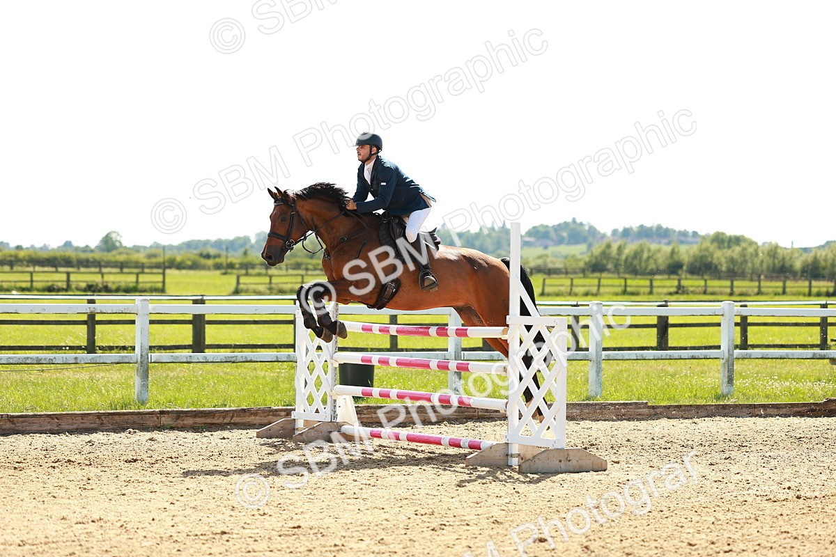 SBM_002923 - Class 4 - Senior Newcomers - 1.10m