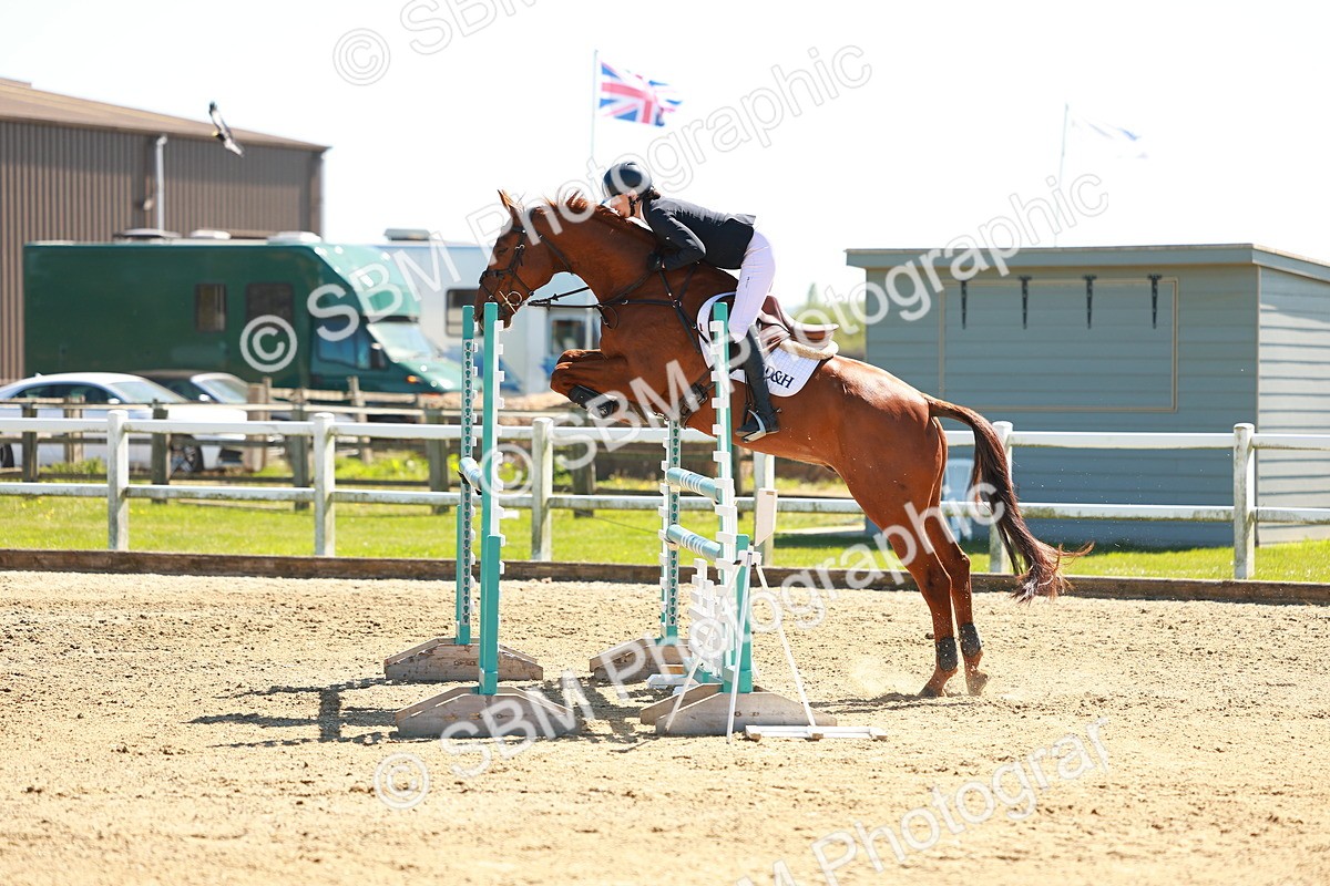 SBM_001648 - Class 5 - Senior Foxhunter - 1.20m