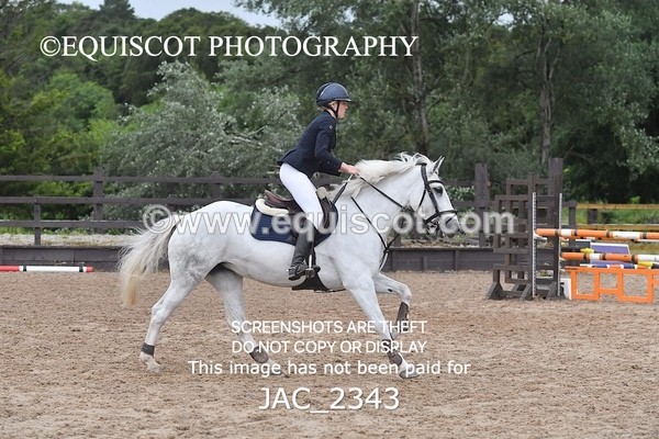 JAC_2343 - CLASS 12  Pony Foxhunter/ 1.10m Open
