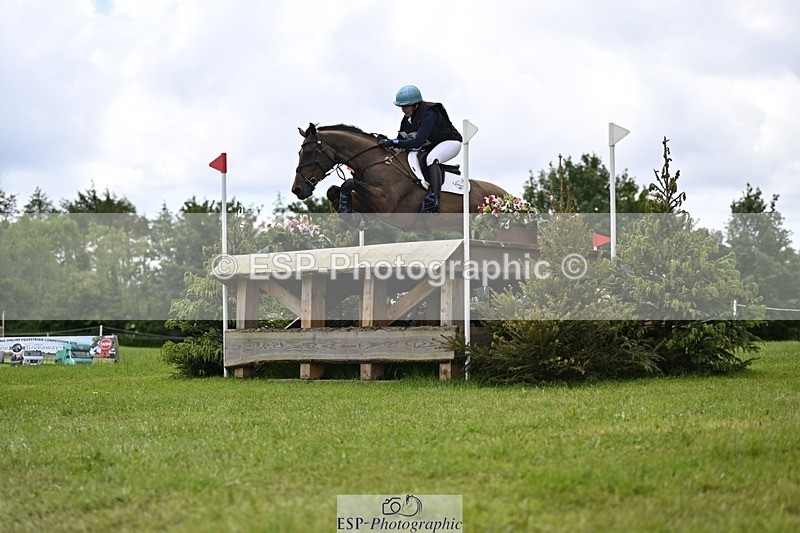 240526-115026-20880 - 428-COOLEY_SNAPCHAT-Selina_Milnes