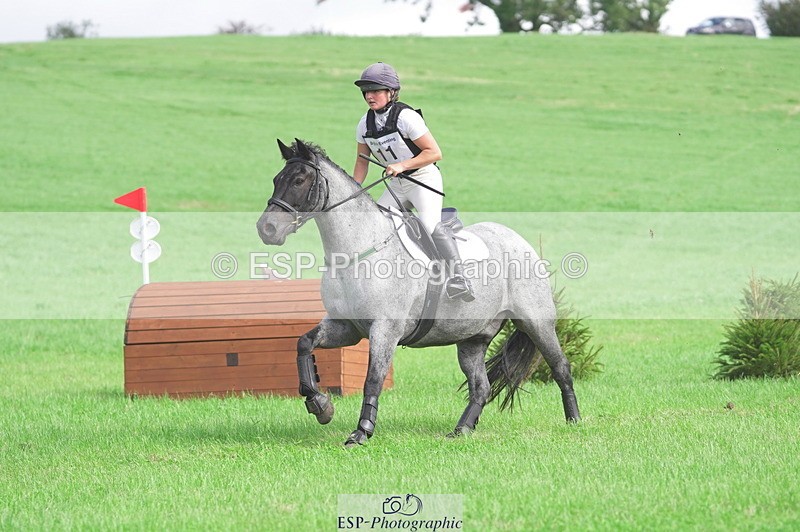 230923A-131002-01191 - 90 XC Start to 13.30