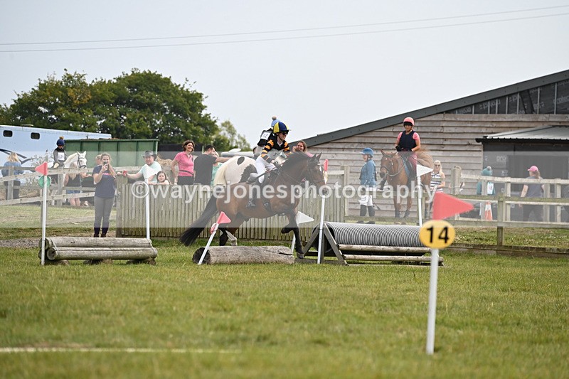 WJ6_0688 - 40cm XC Time 11:31 to 11:49