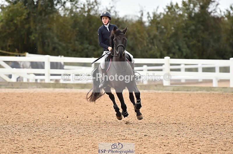 231028A-121356-01066 - Cls 3 Discovery & 90cm Open