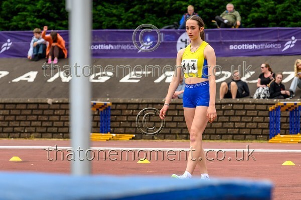 Sen25SAT-913569 - Field Female Set Two