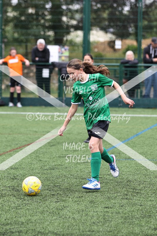 1DX32164 - Sat 6th U12 Girls