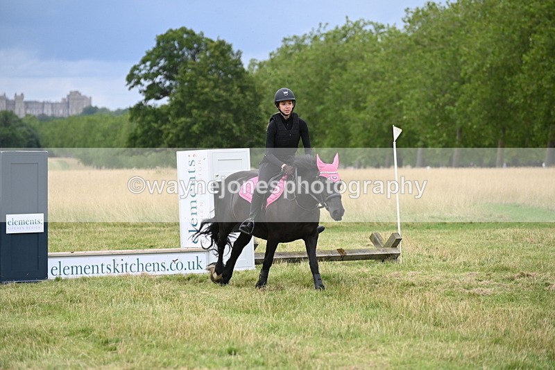 WJ6_3211 - Time at Jump 11:06 to 11:40