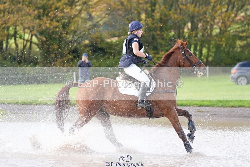 251024A-132110-11067 - B-154-Holly.Law