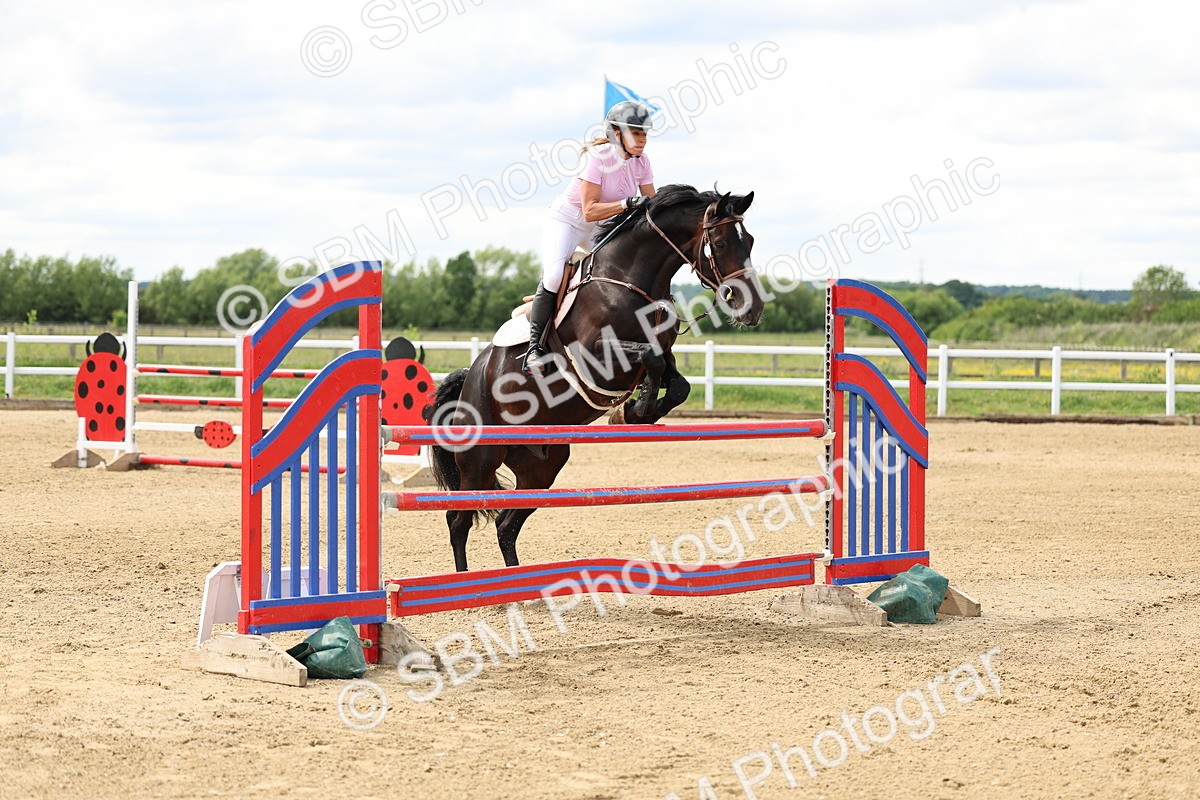 SBM_006061 - Class 19 - Senior Newcomers - 1.10m