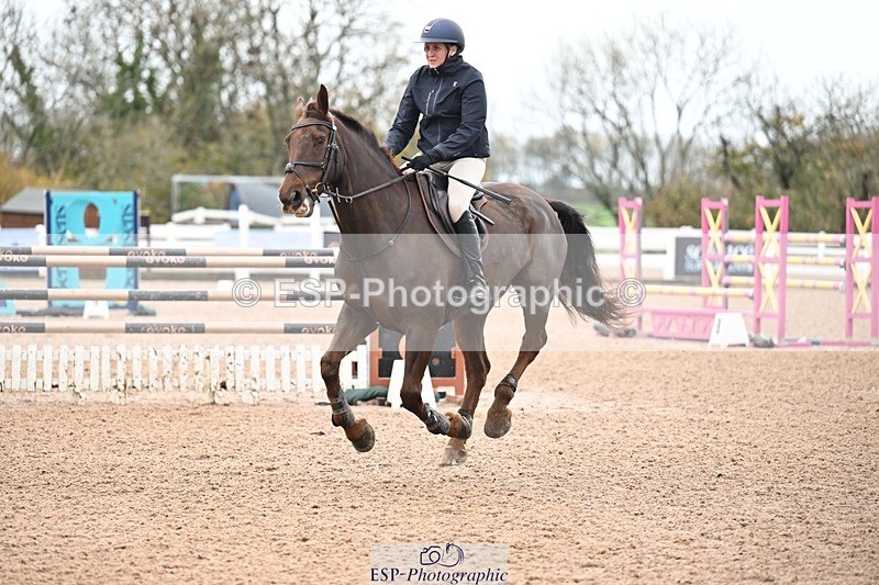 251105-141450-00820 - Cls 06 Fox & 1.20m