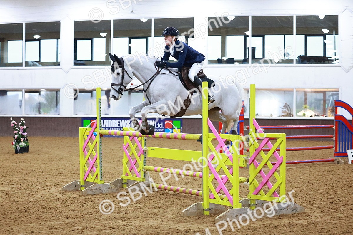 SBM_002501 - Class 5 - Senior Foxhunter 1.20m