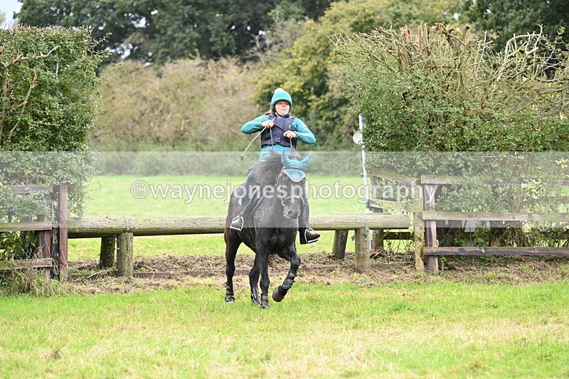 WJ7_1552 - Time at Photographer 12:35 to 13:04