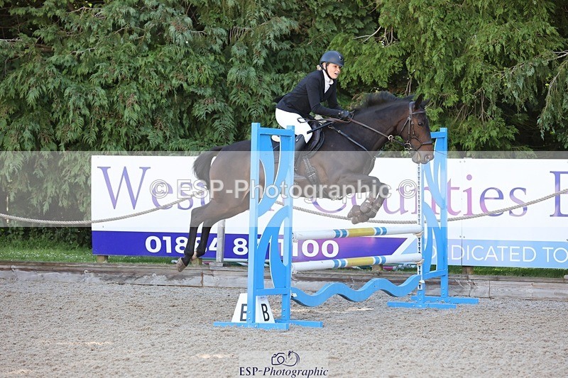 240615-092718-00214 - Cls 1 Snr British Novice and 90cm Open