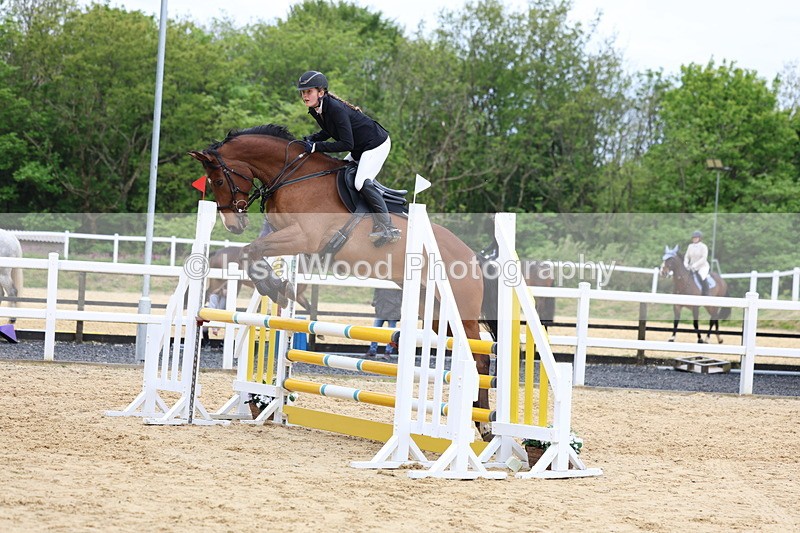 3E7A6052 - Class 4: Senior British Novice/90cm open
