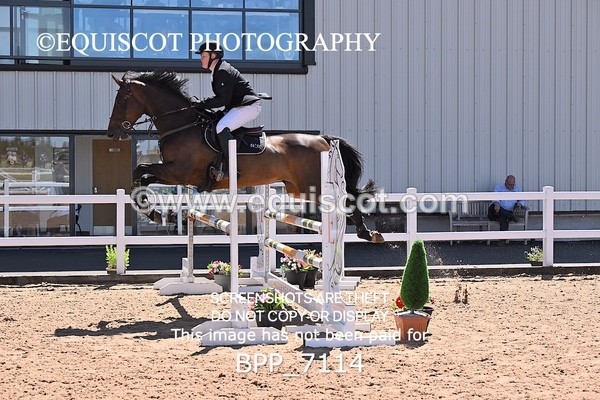 BPP_7114 - CLASS 14 FRI Nupafeeds Senior Dicovery/1m open