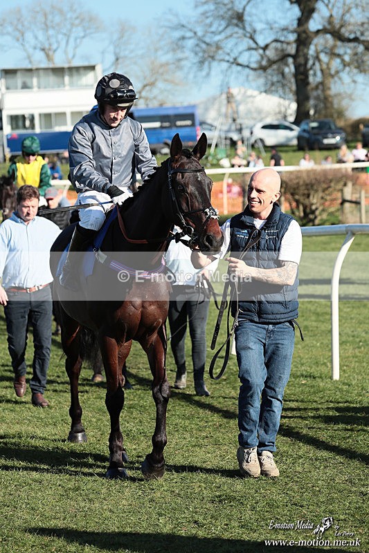 PtP 210326 967 - VWH Cirencester Races 21/03/26