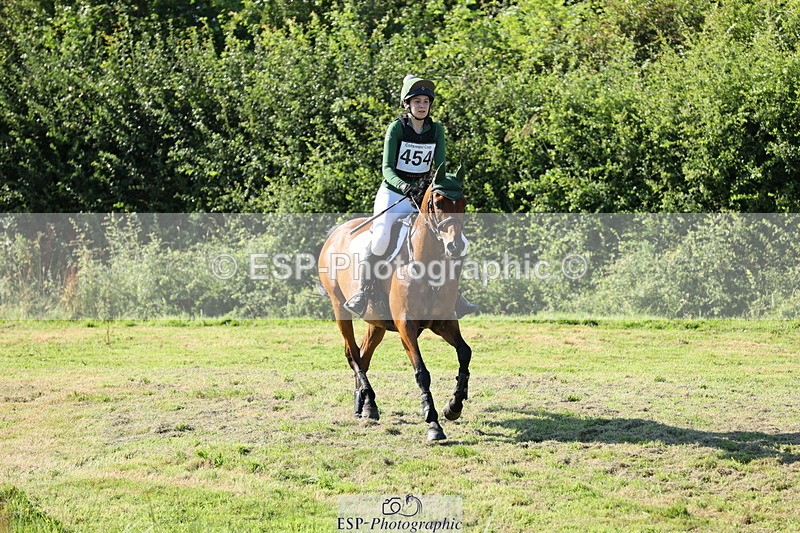 240811A-165704-06911 - 454-