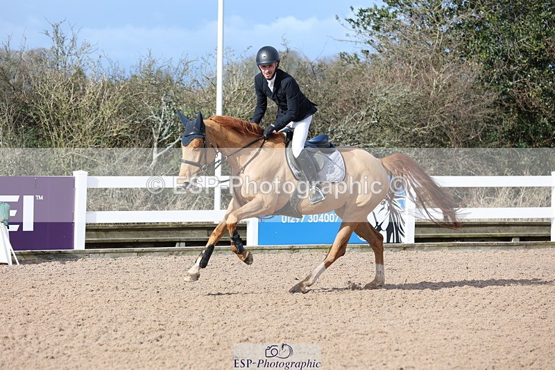 240223A-115420-00987 - Cls 4 Snr 1.05m Open