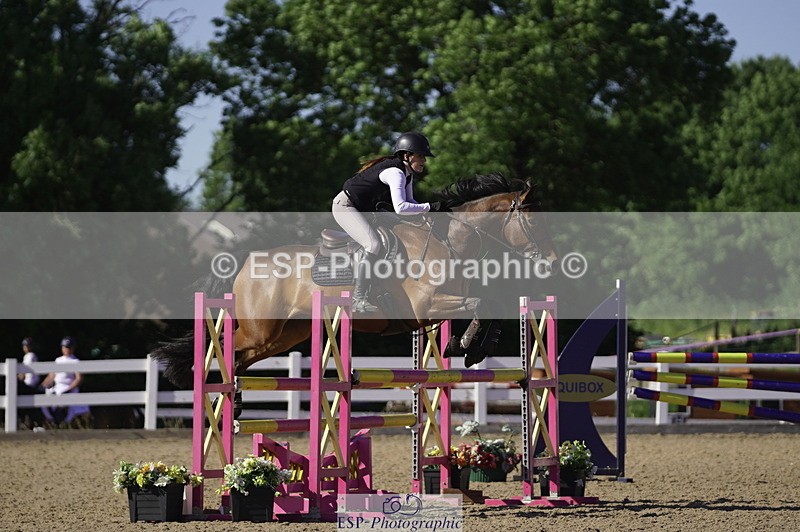 230624A-174844-02835 - Cls 33 1.05m Amateur Quali